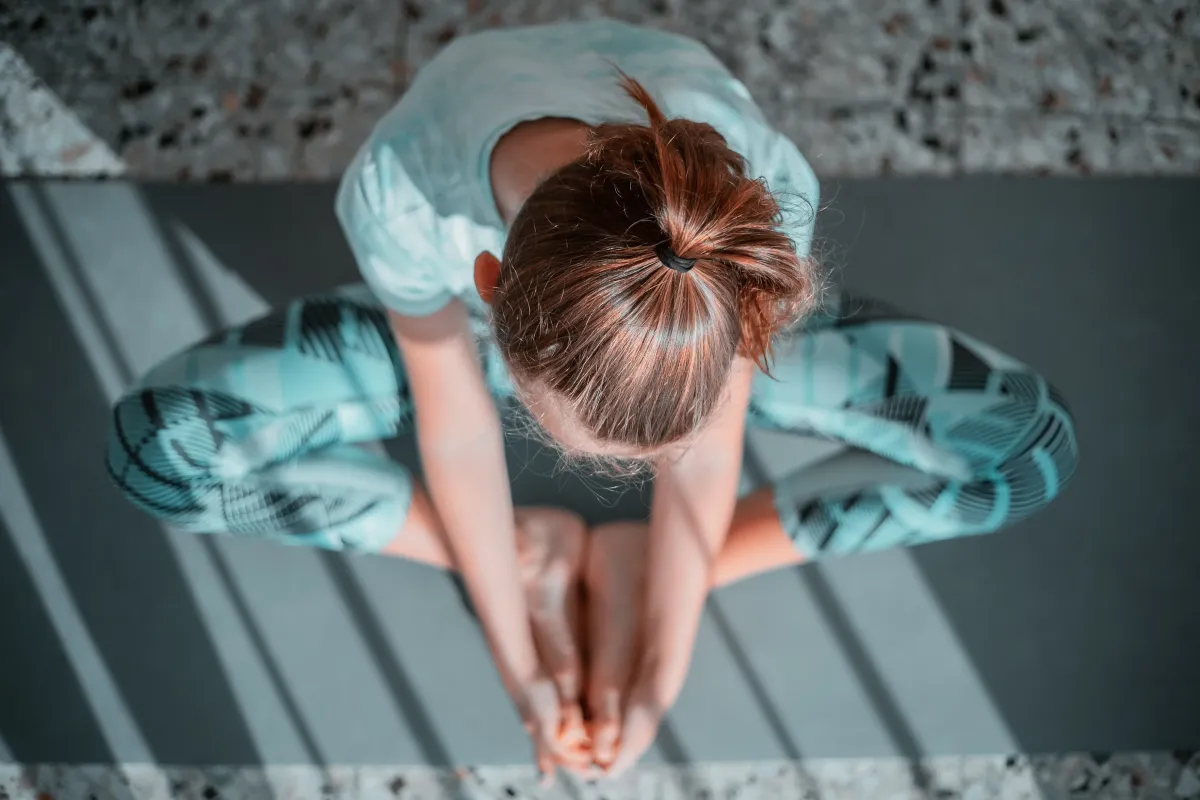 Aerial joga – nowy wymiar równowagi i wolności